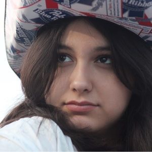 Meet your Posher, Renae